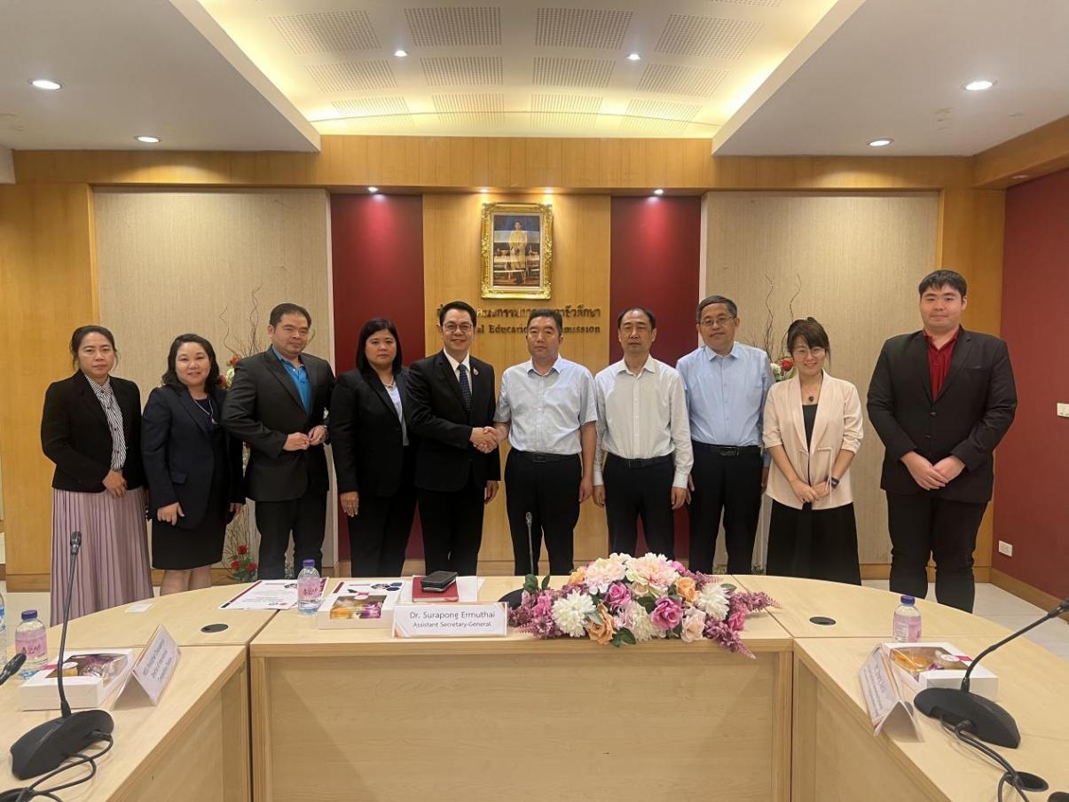 148598980ab3969207634f84d1580f6